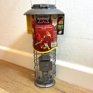 Squirrel-X Squirrel-X4 Squirrel Proof Bird Feeder Metal Cage New